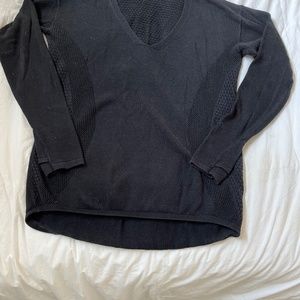 Lululemon long sleeve cotton shirt or thin sweater.
